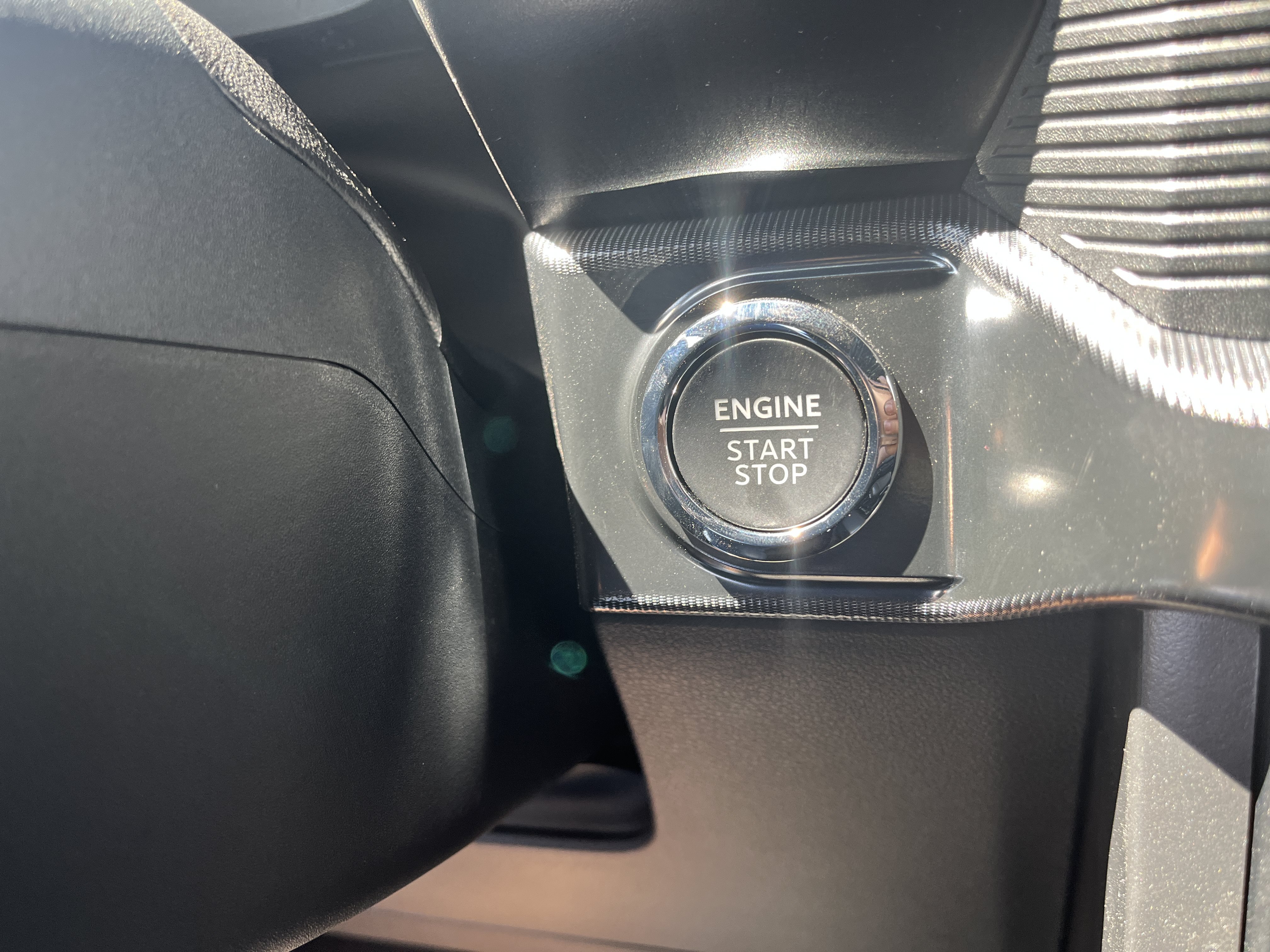 New 2026 Star White Metallic Tri-Coat Ford Lariat® image 21