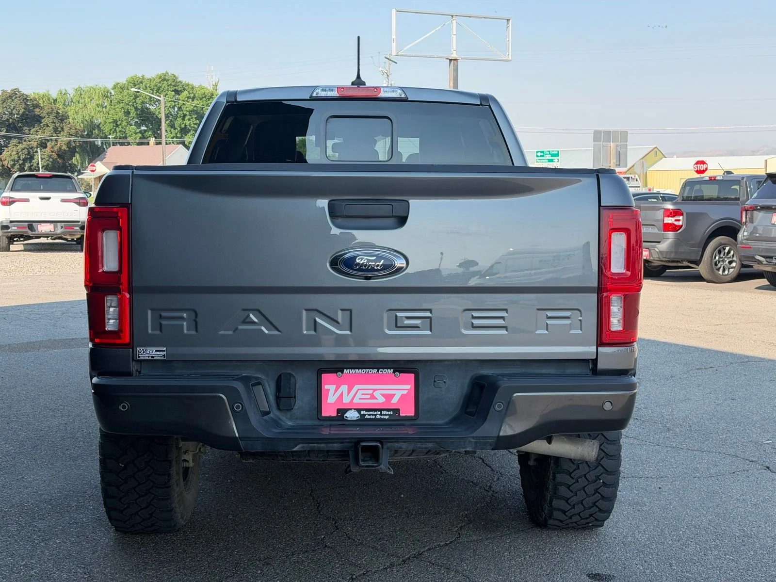 Used 2023 Gray Ford Lariat image 8