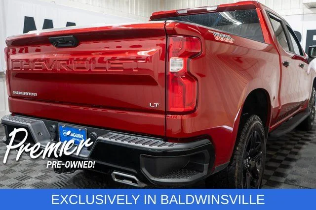 Used 2025 Red Chevrolet LT Trail Boss image 5