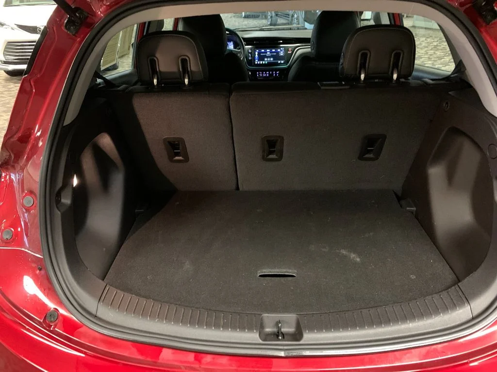 Used 2023 Red Chevrolet 2LT image 18