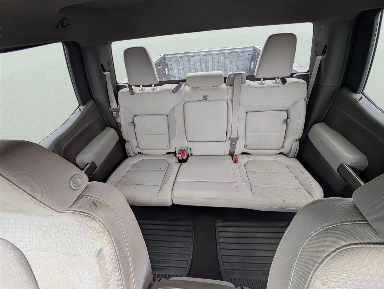 Used 2019 HAVANA BROWN METALLIC Chevrolet RST image 10