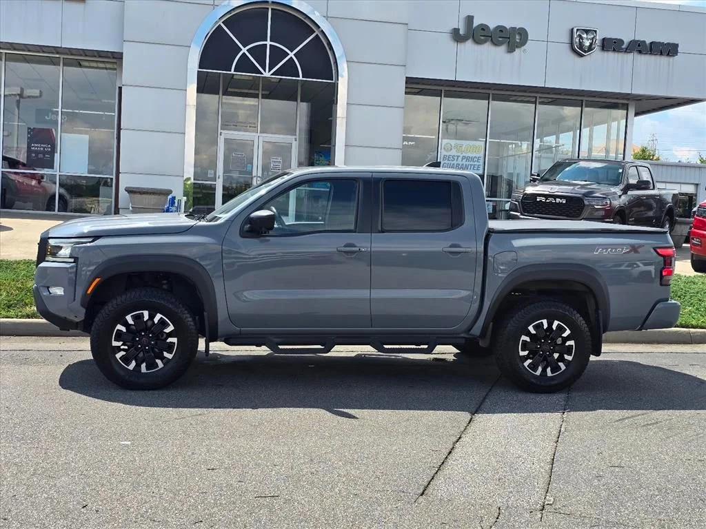 Used 2022 Gray Nissan PRO-X image 21