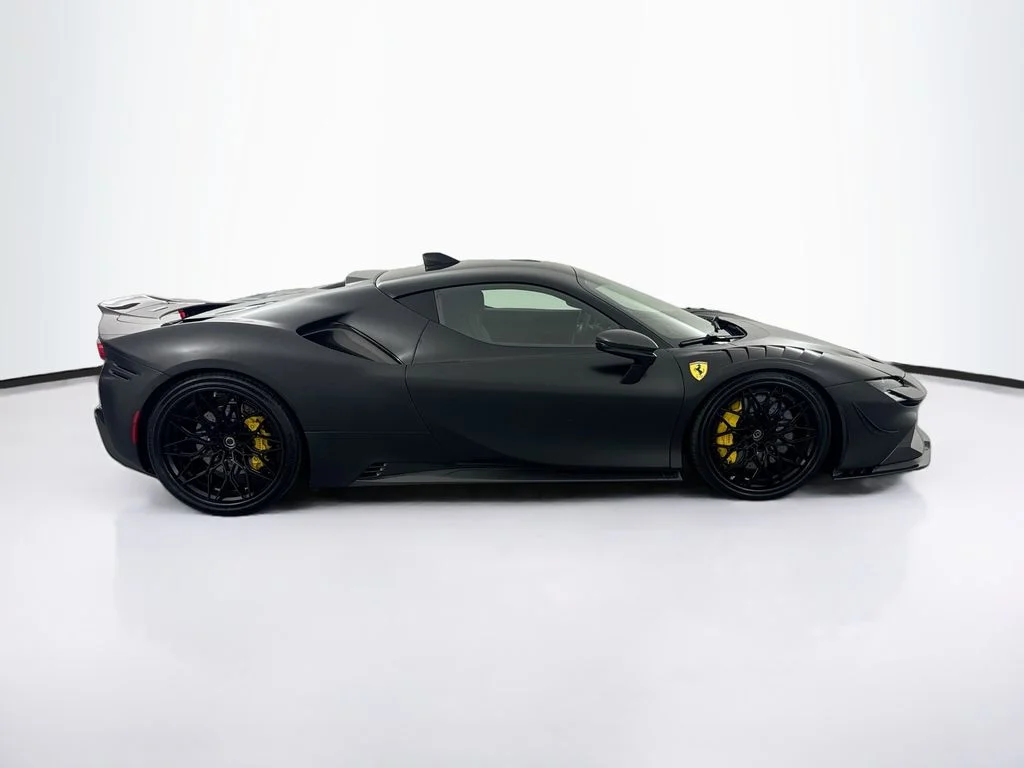 Used 2023 Red Ferrari  image 4