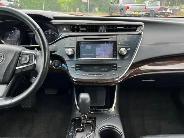 2015 Toyota Avalon Limited - Photo 19