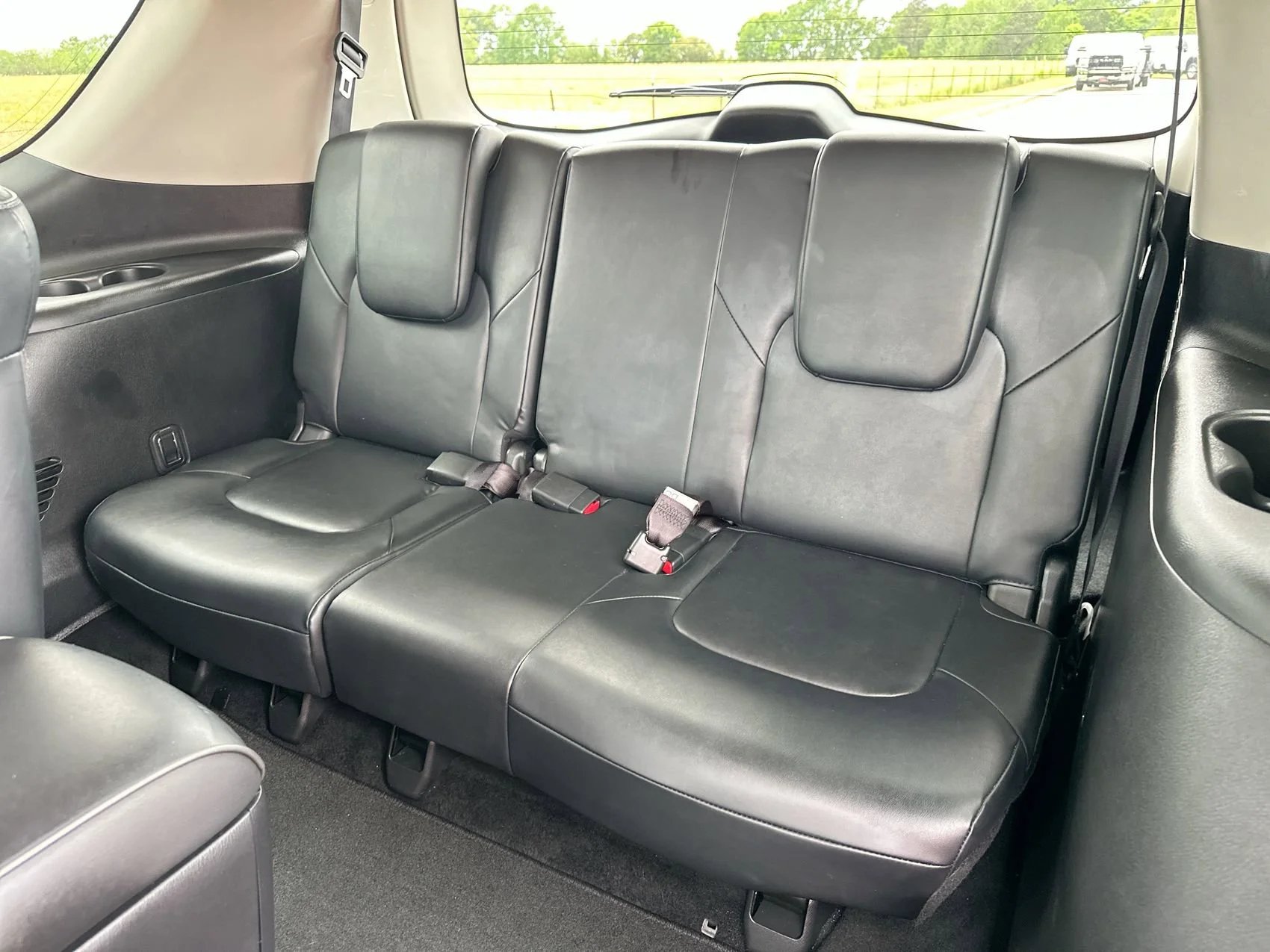 Used 2024 Anthracite Gray INFINITI LUXE image 25