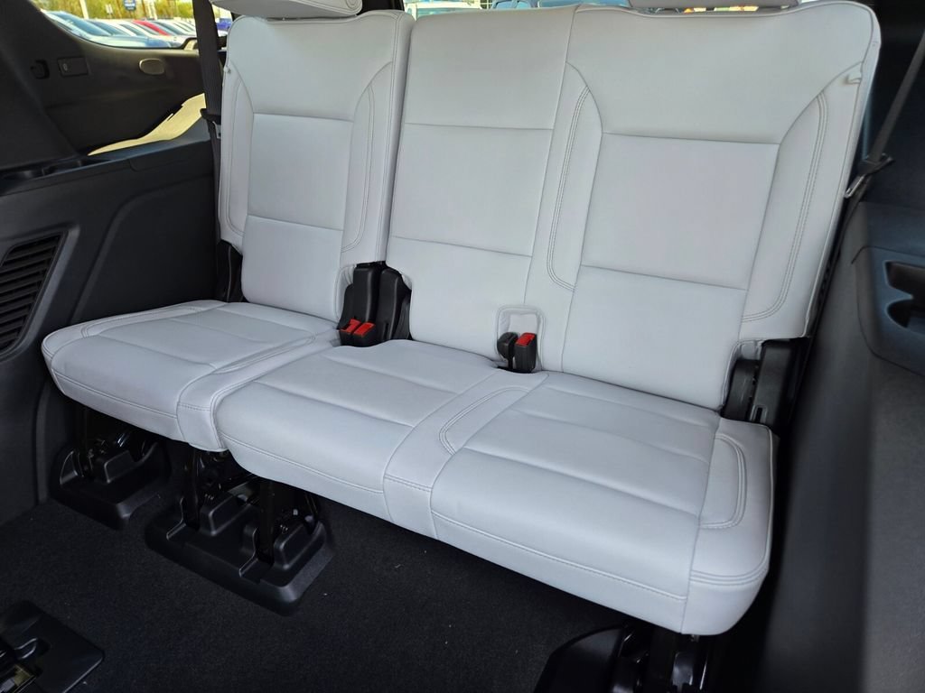 2026 Chevrolet Tahoe Premier - Photo 9