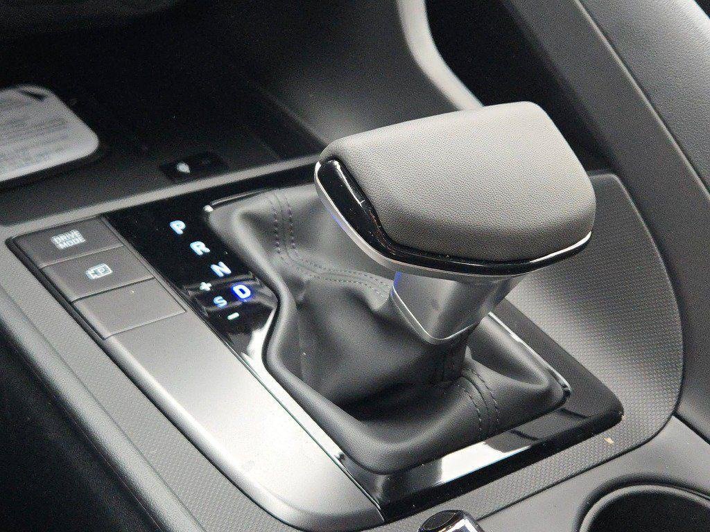 New 2026 White Hyundai SEL Sport image 23