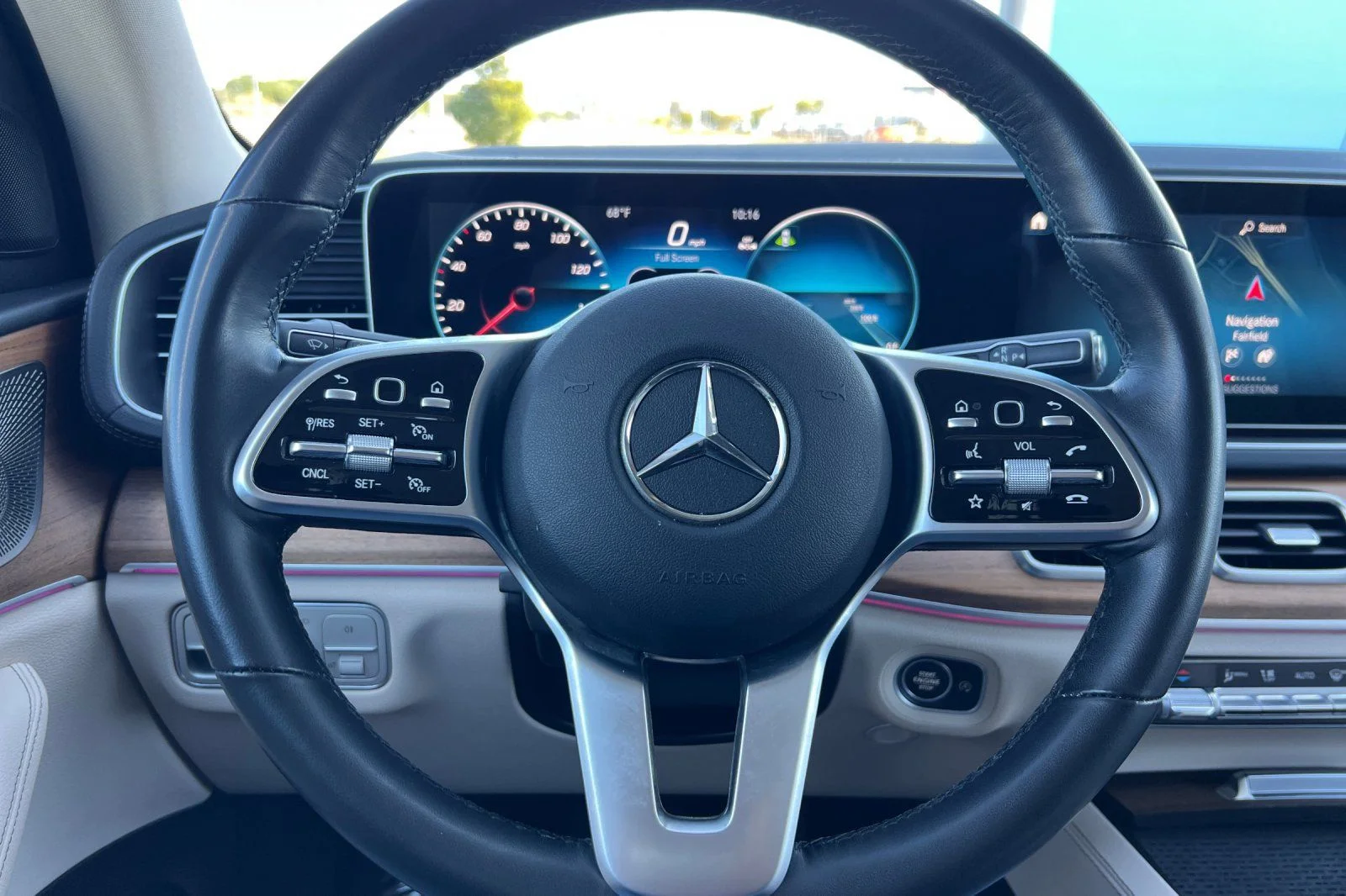 Used 2023 Polar White Mercedes-Benz 4MATIC® image 28