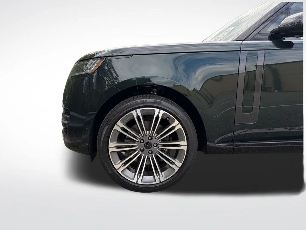 New 2026 Green Land Rover SE image 9