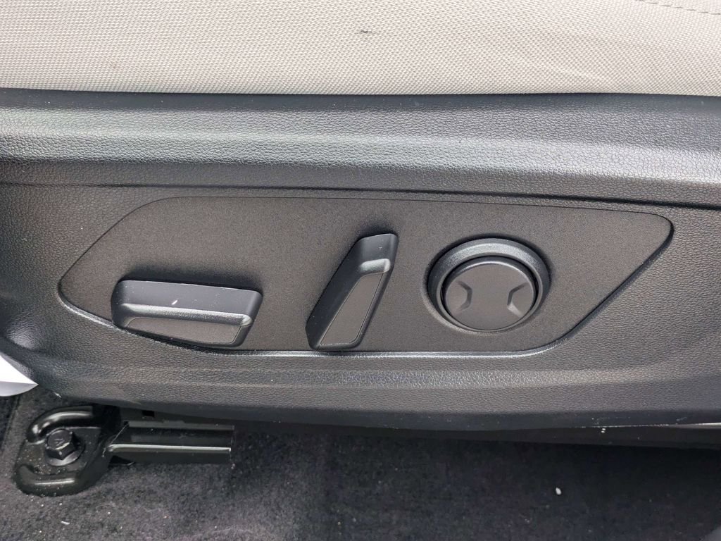 Certified Used 2025 Gray Hyundai SEL image 21