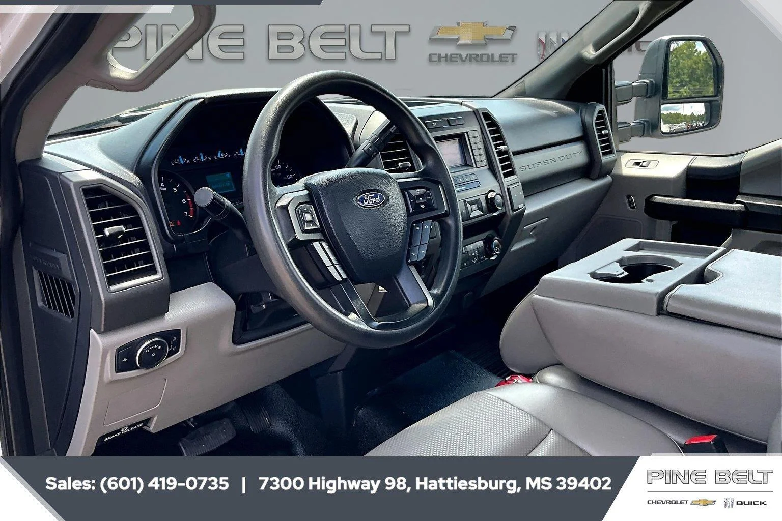 Used 2020 White Ford XL image 13