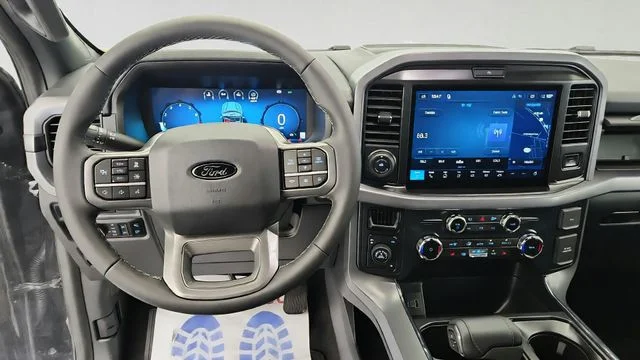New 2026 Agate Black Metallic Ford XLT image 38