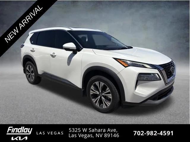 Used 2021 White Nissan SV image 3