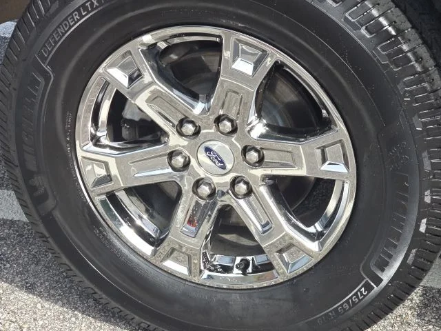Used 2023 Blue Ford XLT image 12
