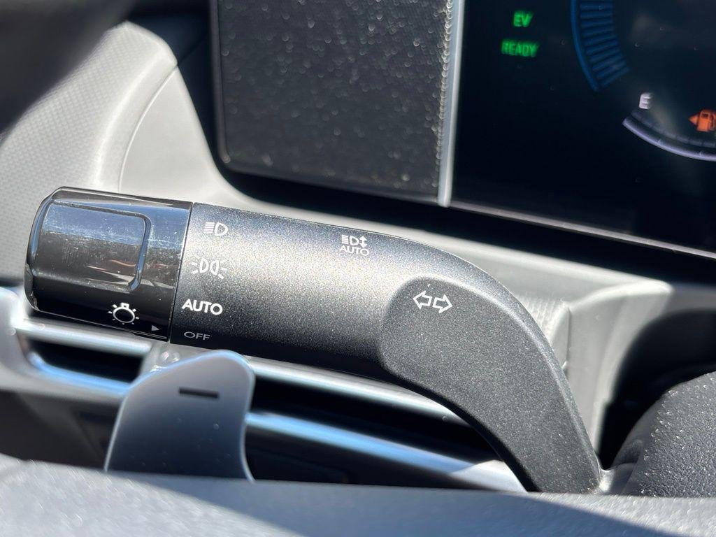 New 2026 Gray Hyundai Blue image 22