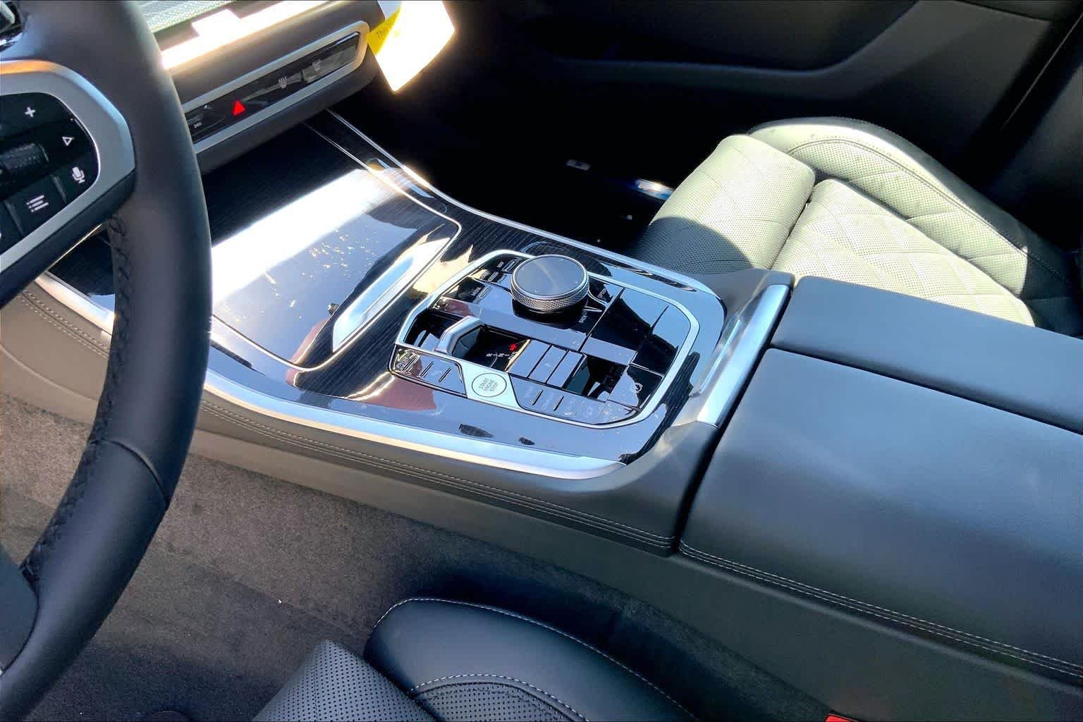 New 2026 Brooklyn Grey Metallic BMW xDrive40i image 7