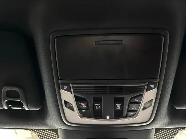 Used 2026 White Acura A-Spec image 32