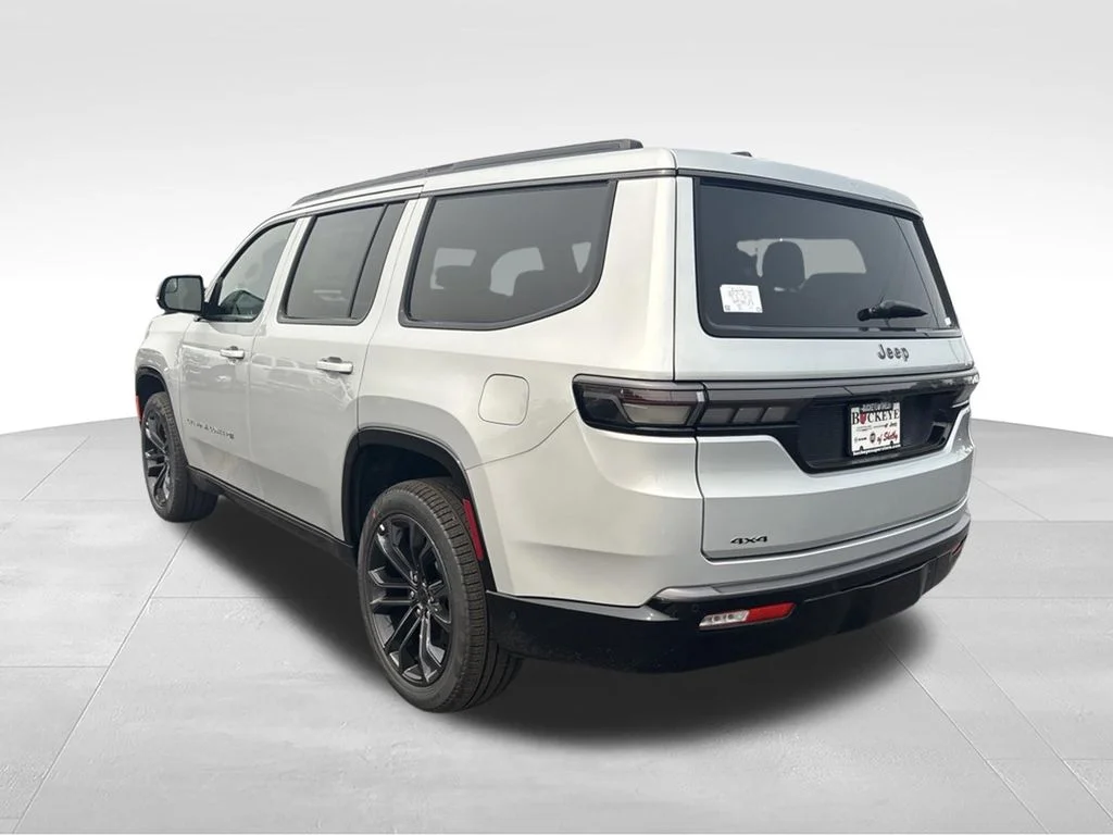 New 2026 Silver-Zynith Exterior Paint Jeep Grand Wagoneer image 5