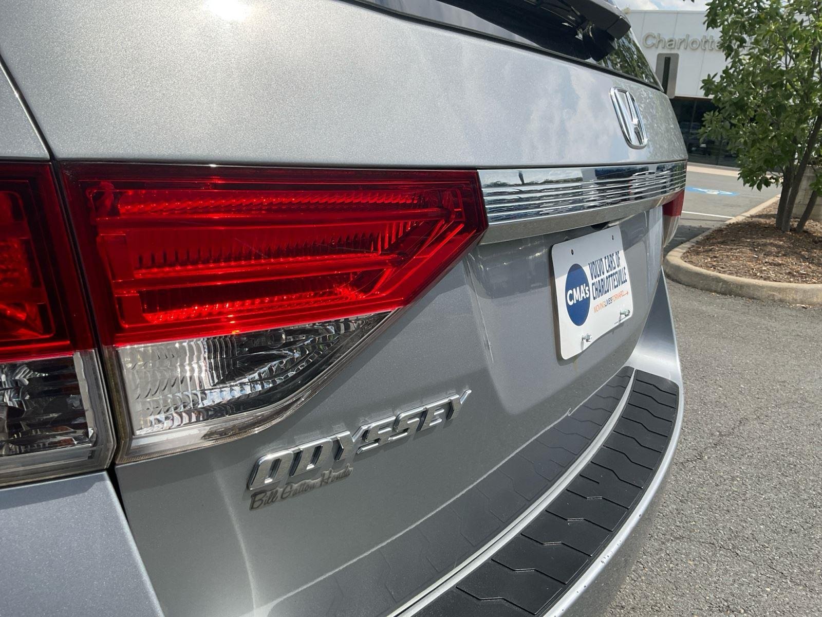 Used 2016 Lunar Silver Metallic Honda EX-L image 17