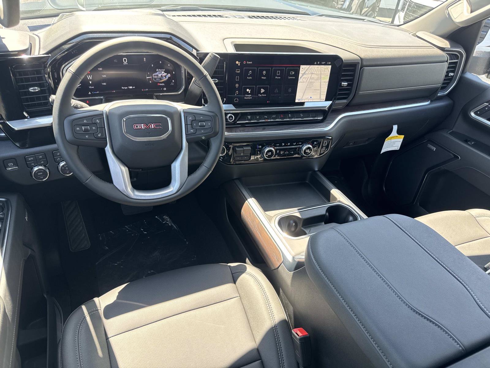 2026 GMC Sierra 2500HD SLT - Photo 9