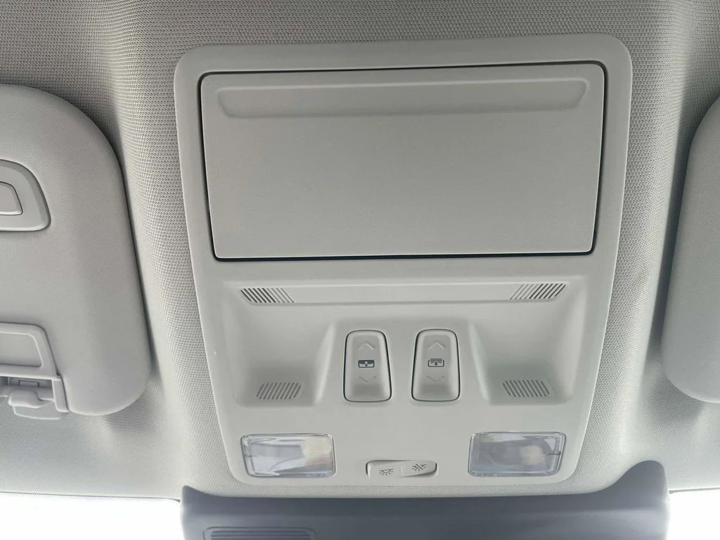 New 2025 Oxford White Ford Badlands® image 20