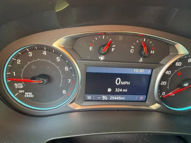 Used 2023 Northsky Blue Metallic Chevrolet LT Cloth image 5