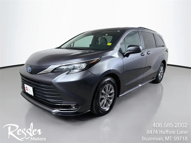 2025 Toyota Sienna XLE