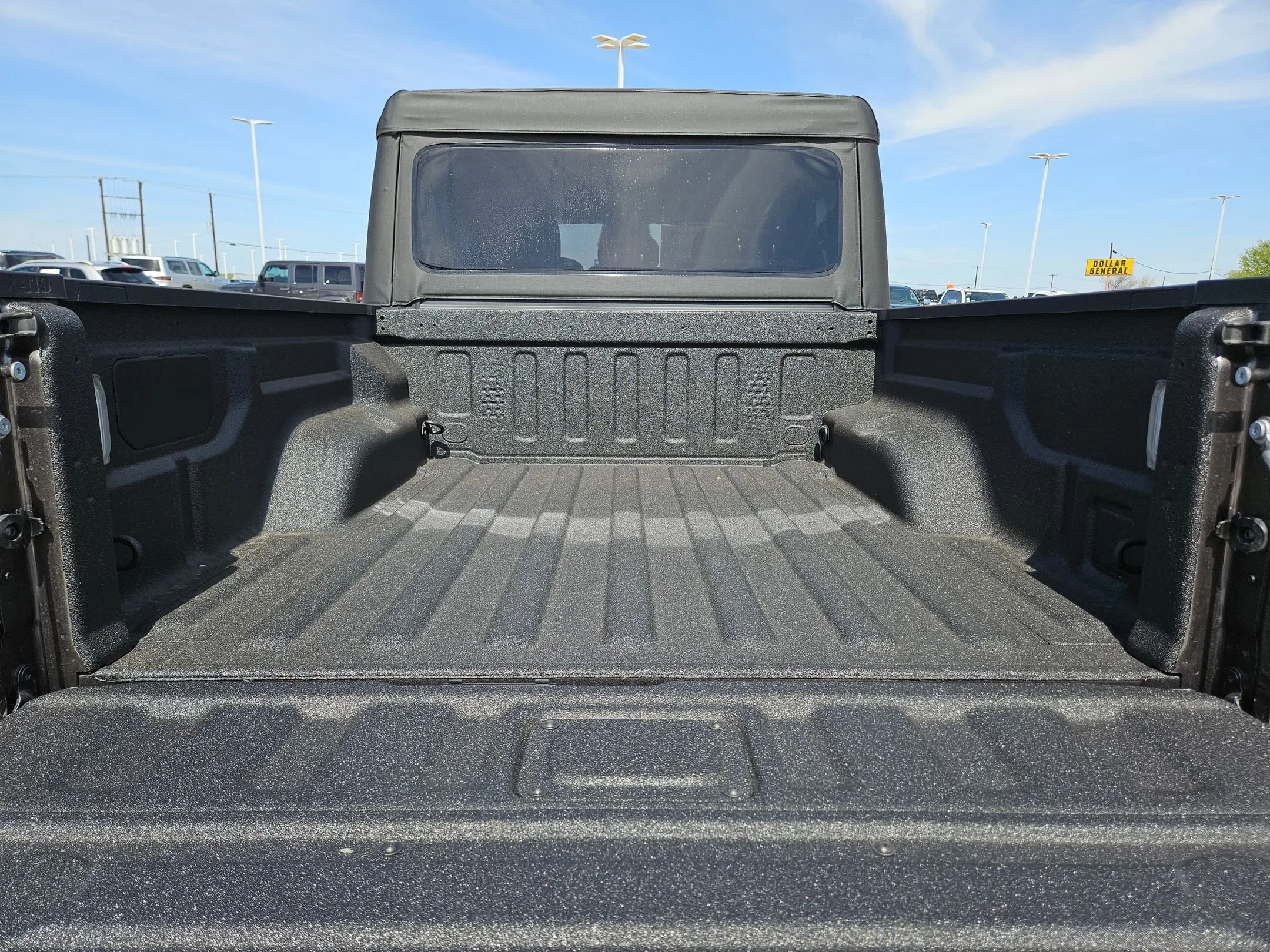 New 2026 Granite Crystal Metallic Clear-Coat Exterior Paint Jeep Willys image 19