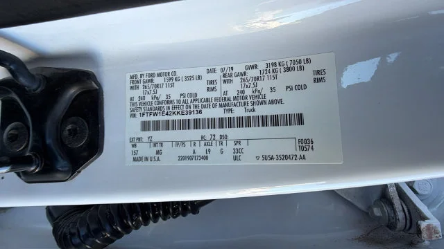 Used 2019 White Ford XLT image 33