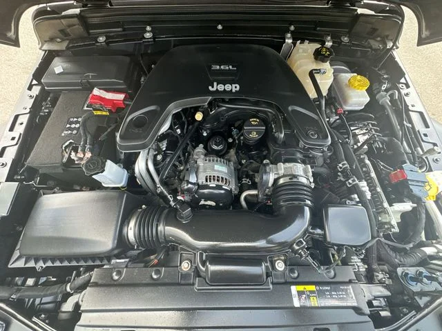Used 2020 Gray Jeep Unlimited Sport image 26