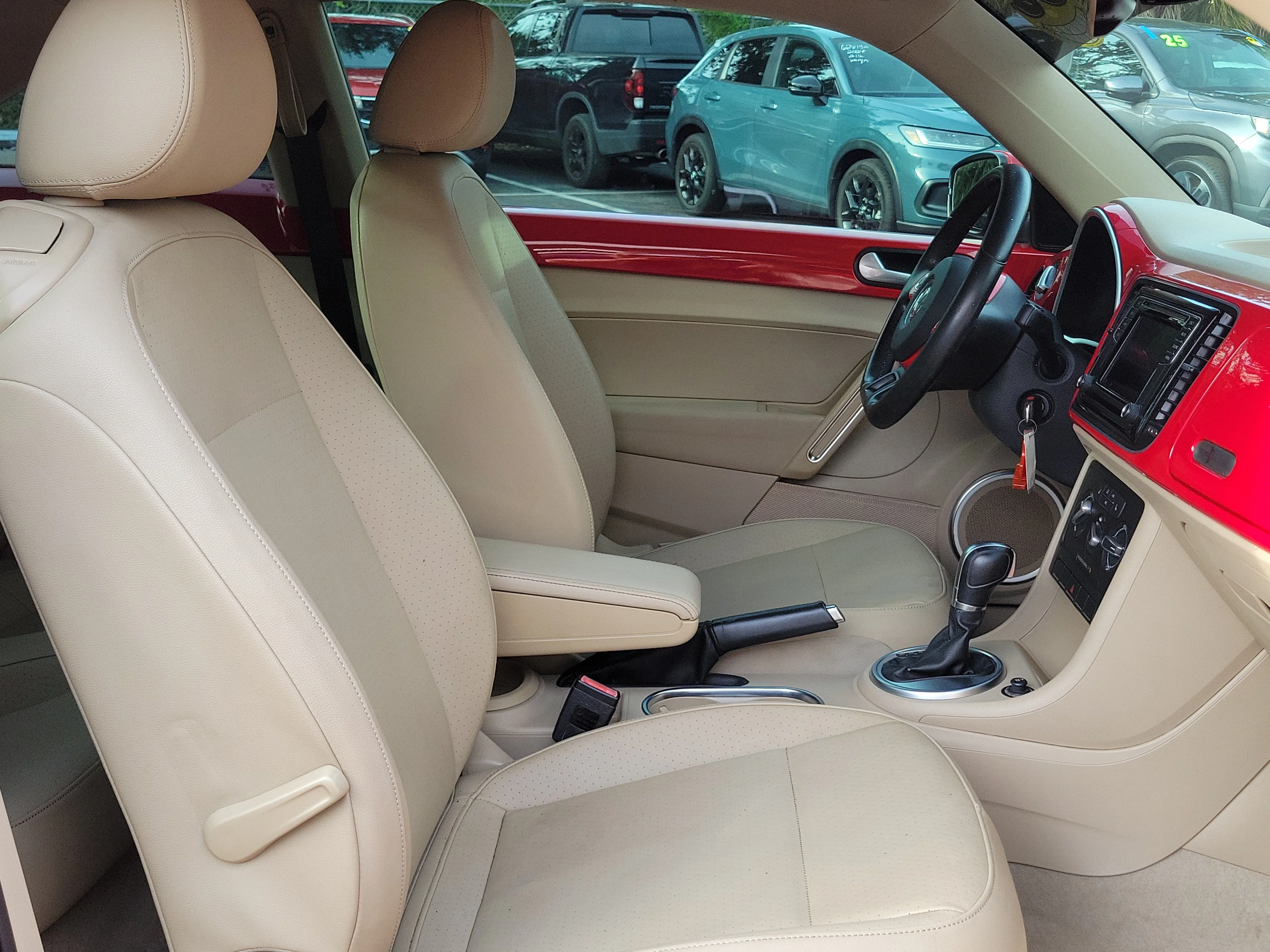 Used 2016 Tornado Red Volkswagen 1.8T SE image 3