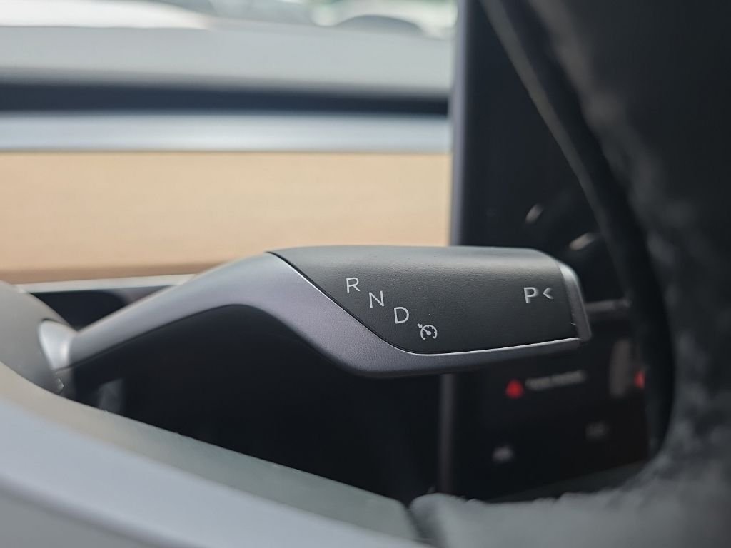 Used 2024  Tesla Long Range image 18