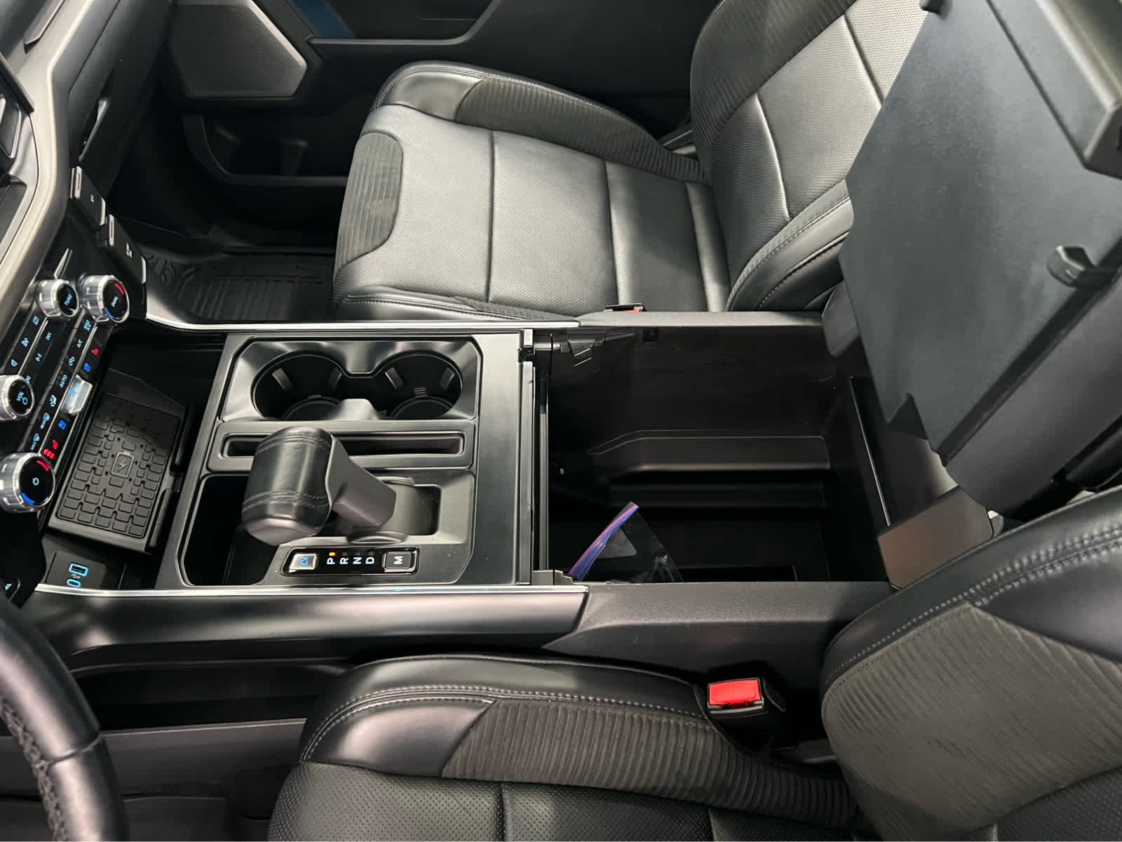 2023 Ford F-150 Raptor - Photo 20