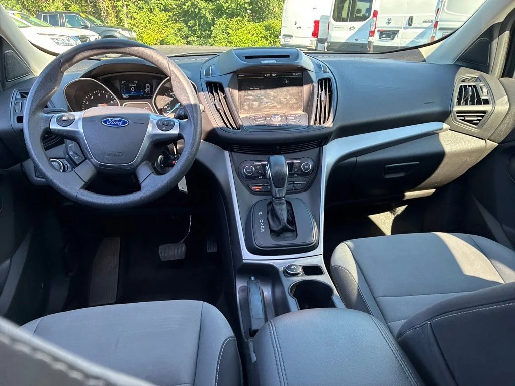 Used 2015 Gray Ford SE image 25