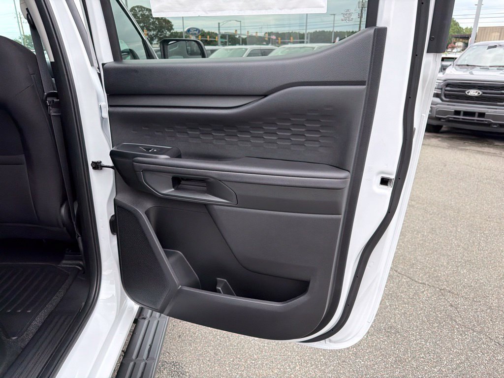 New 2026 Oxford White Ford XL image 19