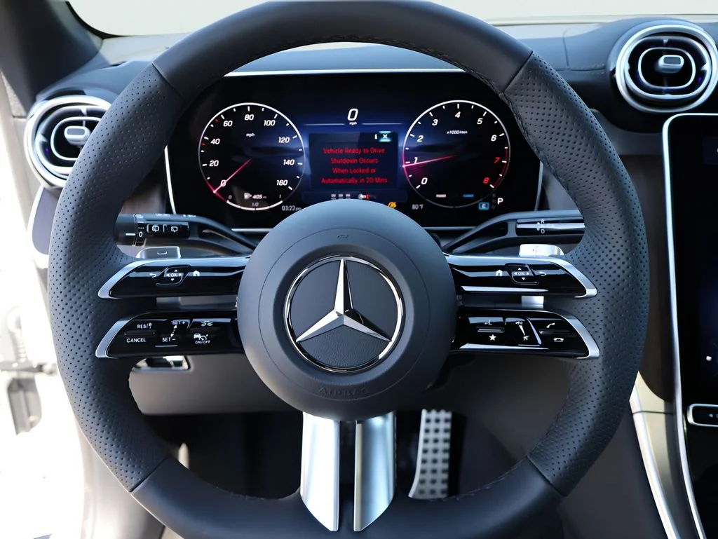 New 2026 Polar White Mercedes-Benz GLC 300 image 32