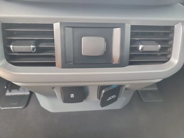 Used 2023 Gray Ford XLT image 15