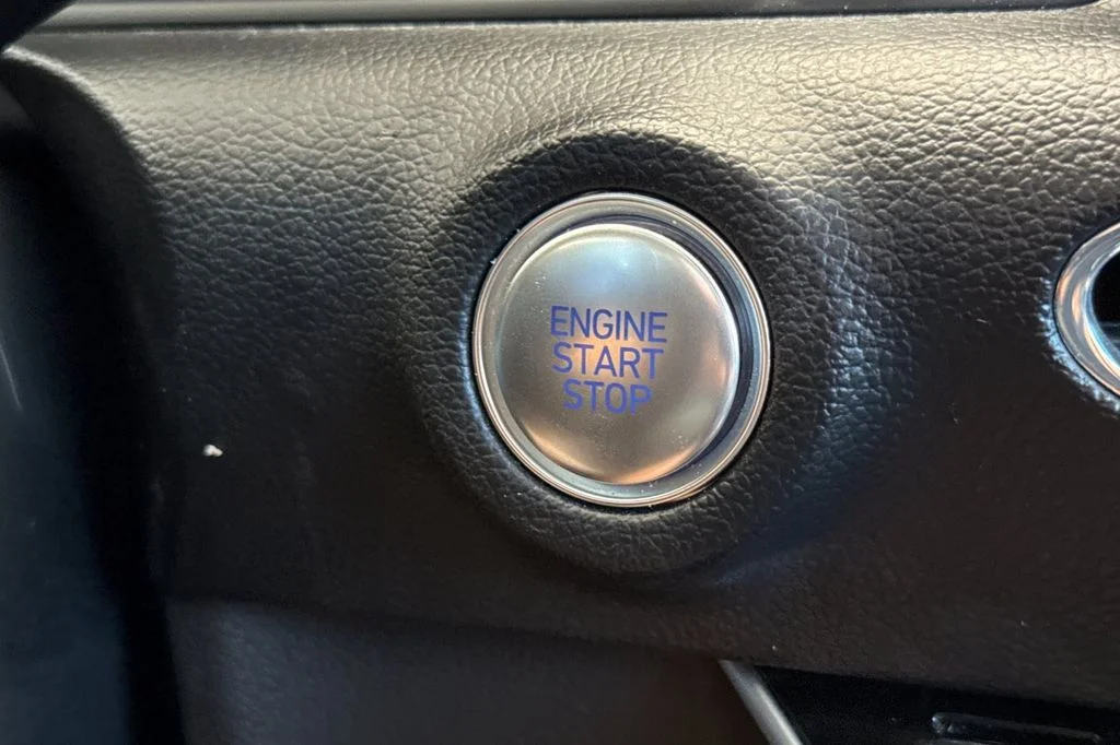 Used 2023 Red Hyundai SEL image 26