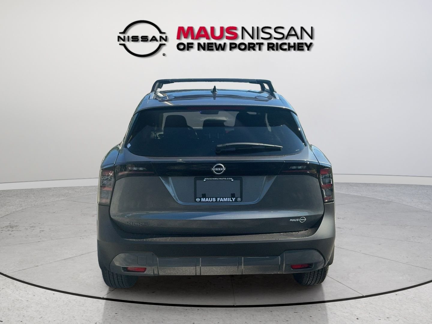 New 2027 Gray Nissan  image 9