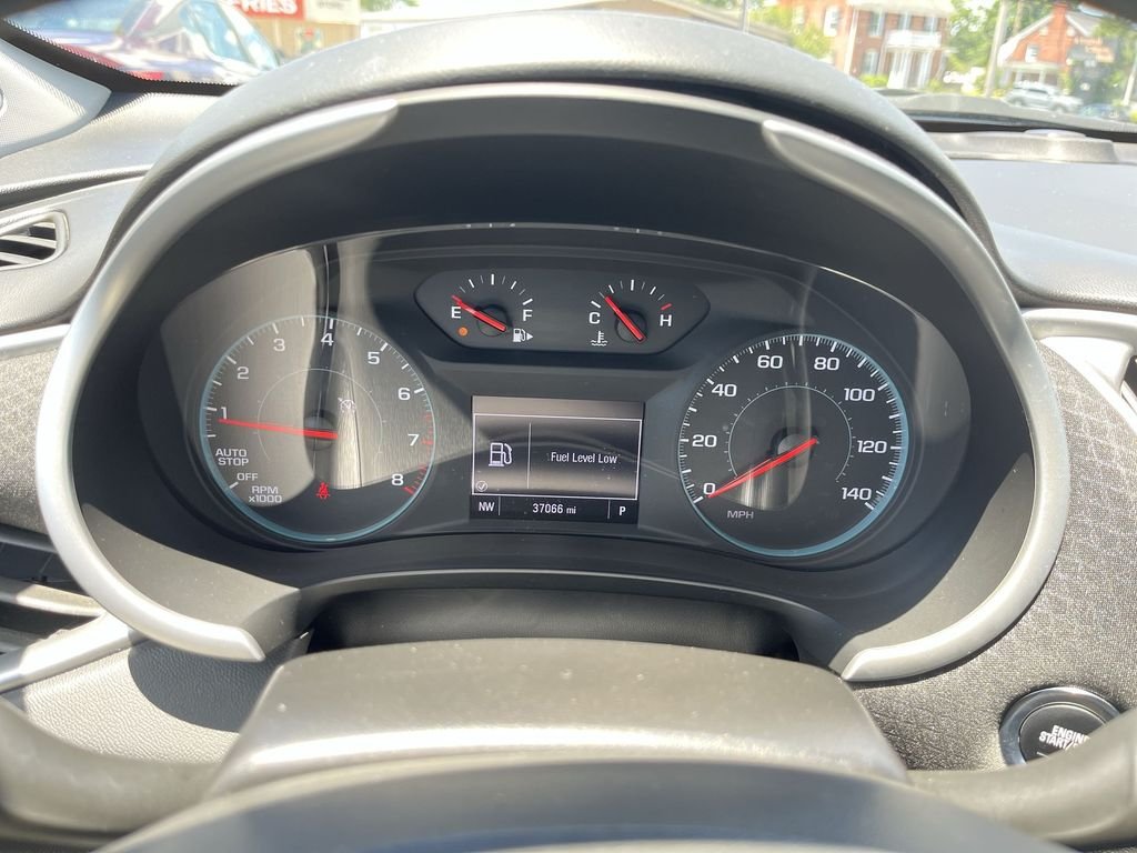 Used 2024 Red Chevrolet RS image 15