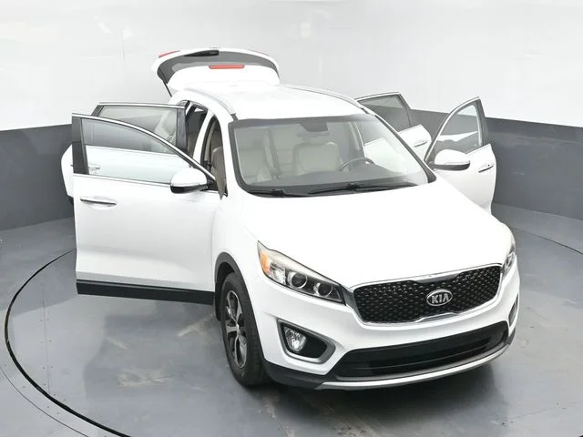 Used 2016 Snow White Pearl Kia EX image 53