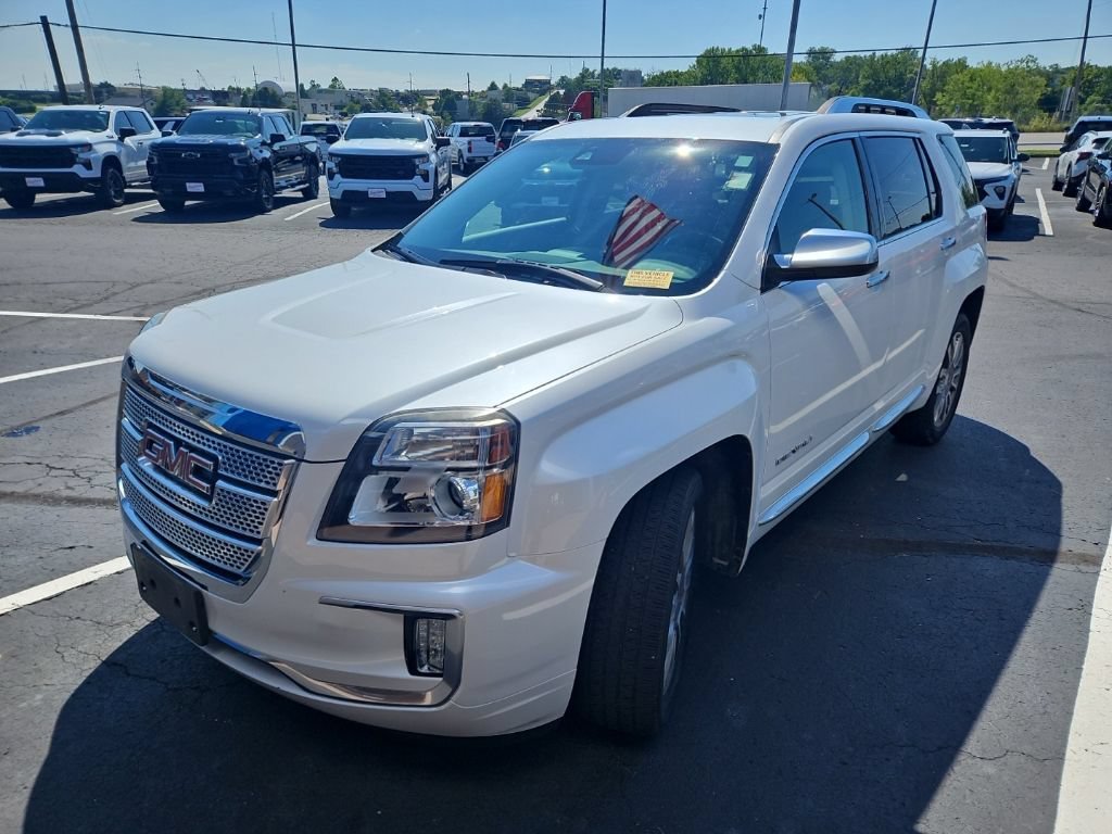 Used 2016 WHITE FROST TRICOAT GMC Denali image 3