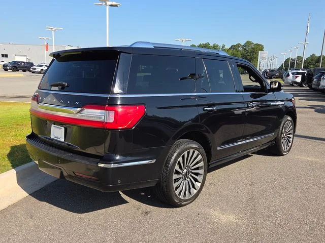Used 2019 Black Lincoln Reserve image 12