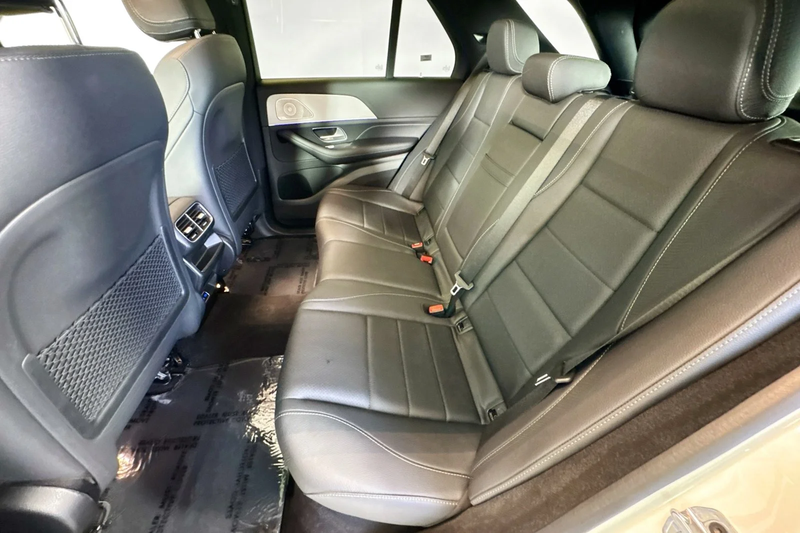 Used 2025 Polar White Mercedes-Benz GLE 350 image 23