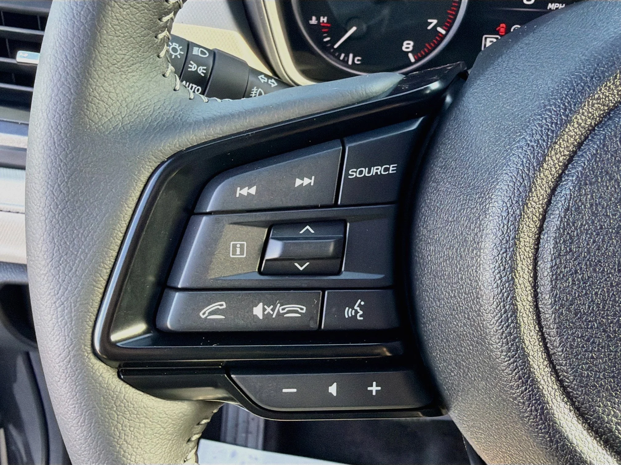 New 2026 Magnetite Gray Metallic Subaru Premium image 37