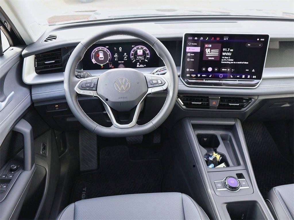 New 2026 Black Volkswagen 2.0T SE image 17