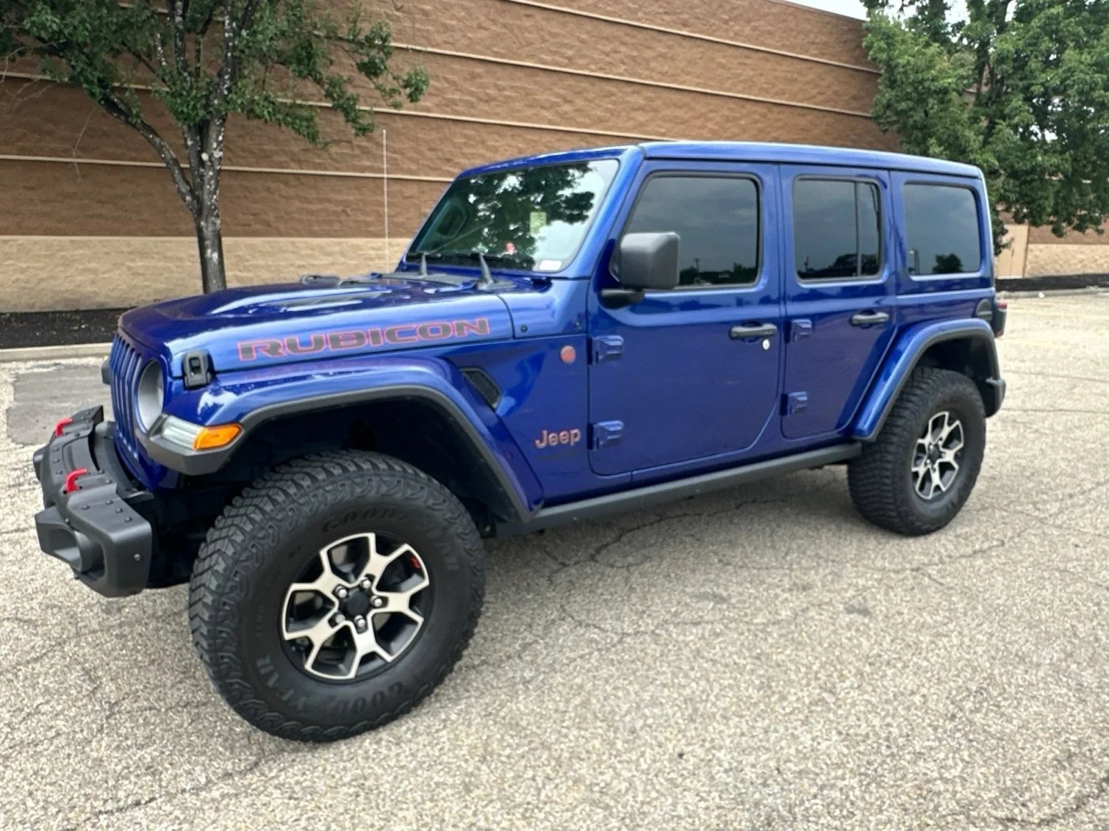 Used 2020 Ocean Blue Metallic Clearcoat Jeep Rubicon image 6