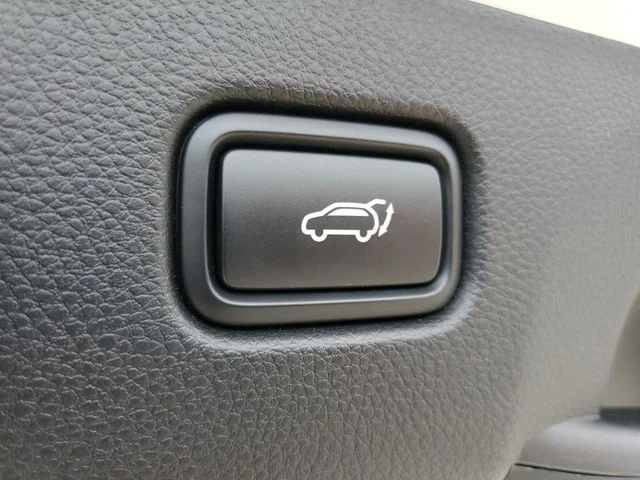 Certified Used 2024 White Kia SX image 10