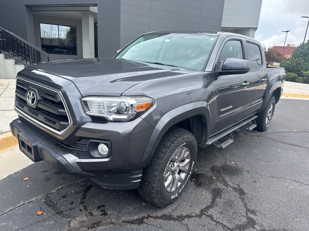 2017 Toyota Tacoma SR5 4WD photo