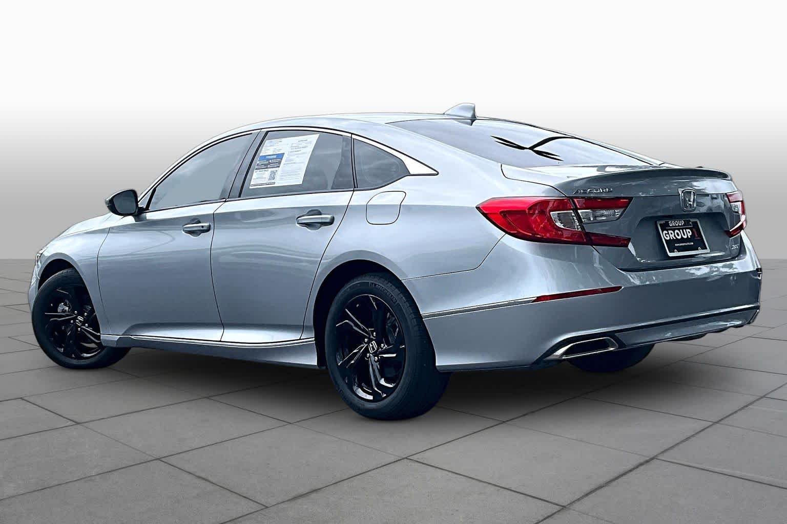 Used 2018 Lunar Silver Metallic Honda EX-L 2.0T image 12